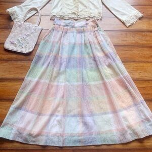 SOLD Sweet vintage 70s/80s pastel geometric skirt 🫖